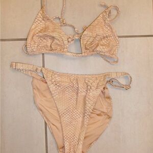 WeWoreWhat Women’s Cream Snakeskin Bikini